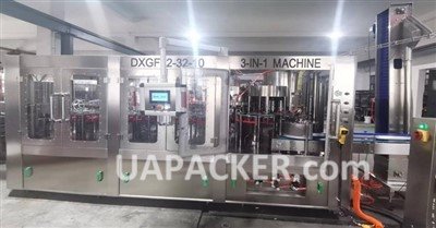 高速碳酸饮料灌装机